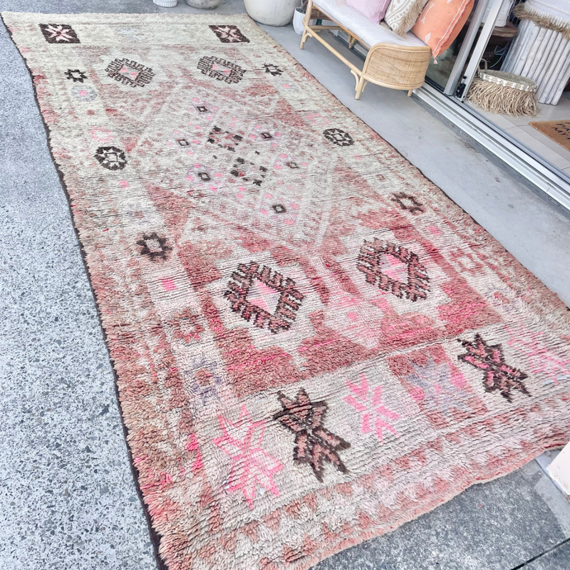 Moroccan Vintage Rug “Tigerlily” 383 x 175