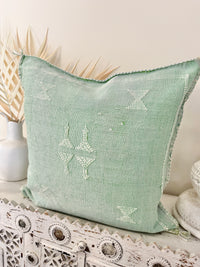 Cactus Silk Square Cover - Sq137