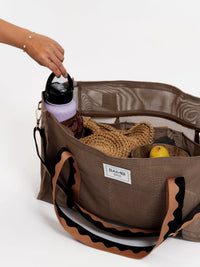 The Bambi Mesh Bag in Espresso