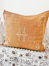 Cactus Silk Square Cover - Sq341