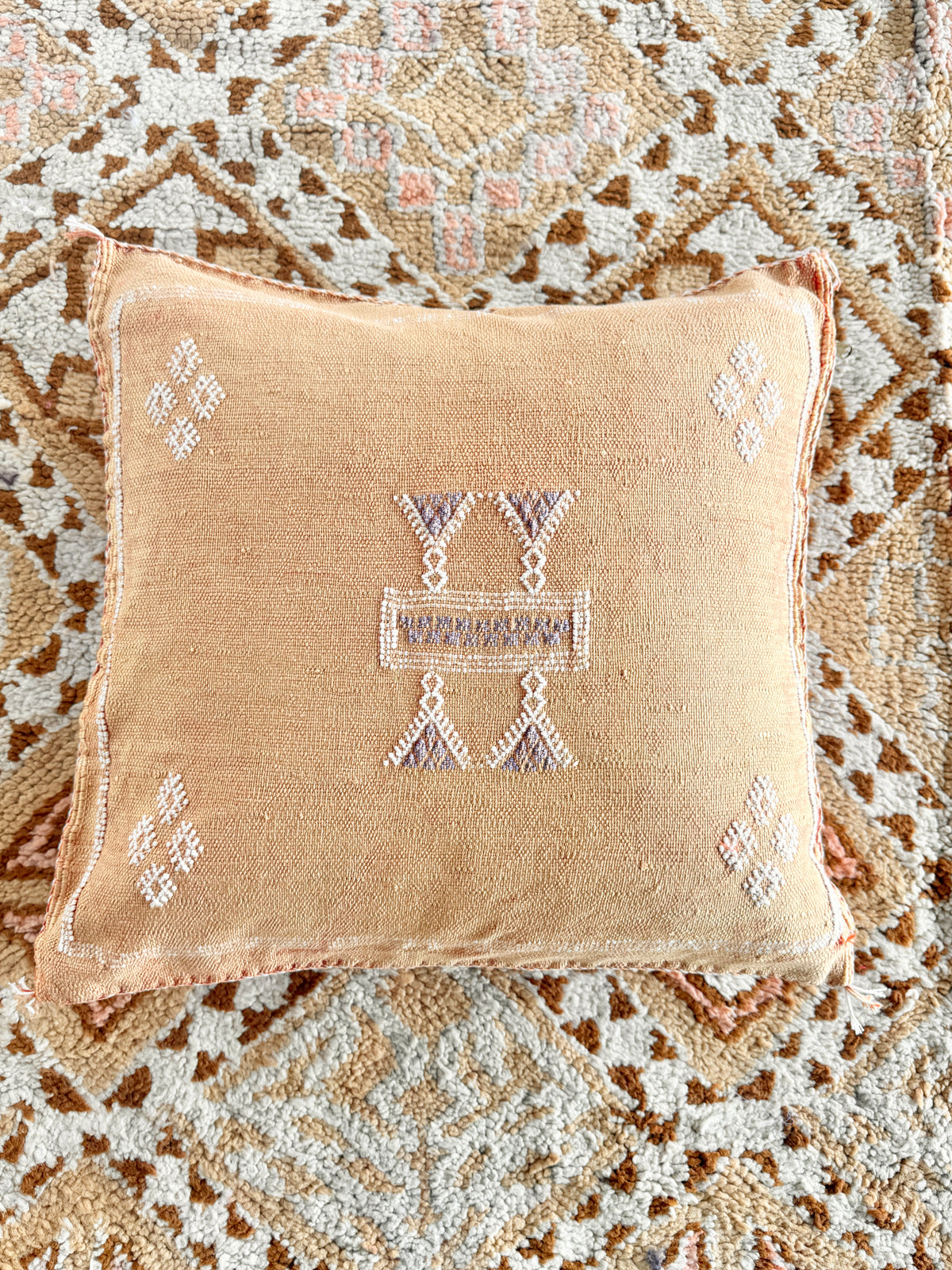 Cactus Silk Square Cover - Sq436