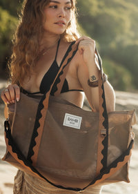 The Bambi Mesh Bag in Espresso