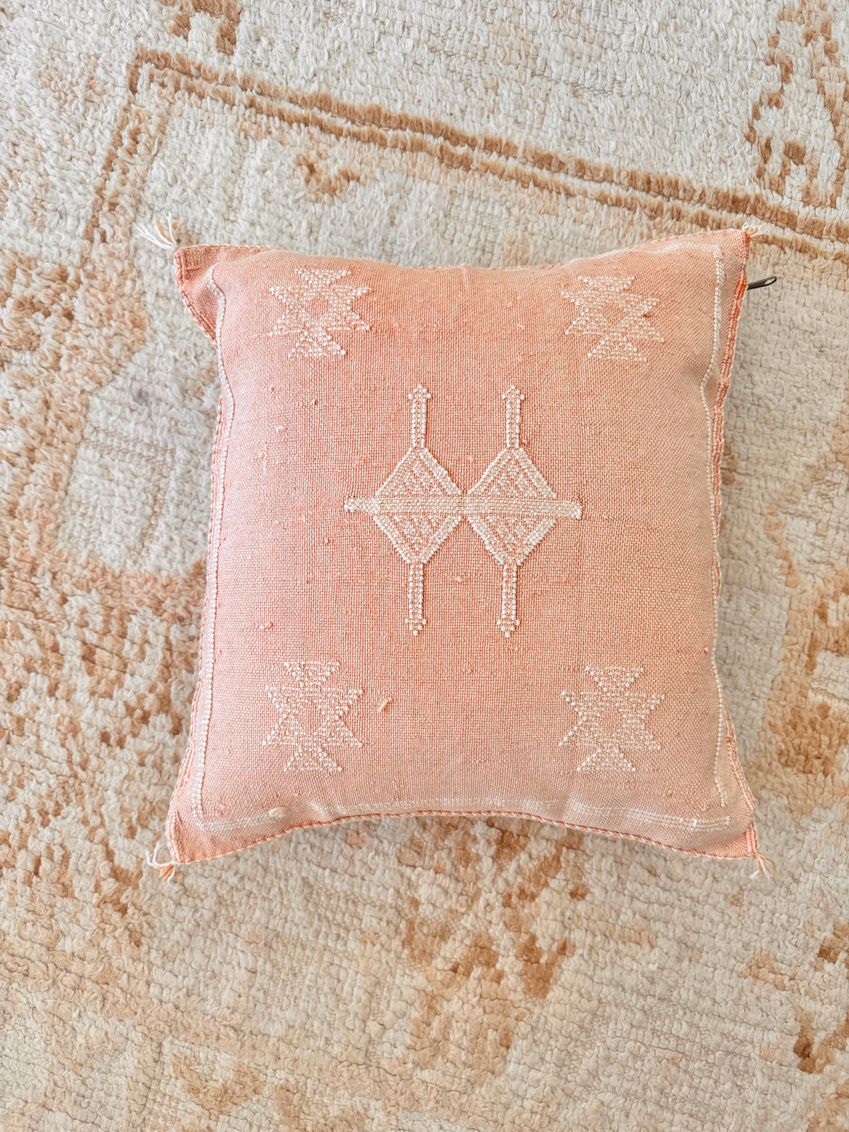 Cactus Silk Square Cover - Sq06