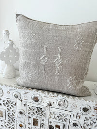 Cactus Silk Square Cover - Sq358