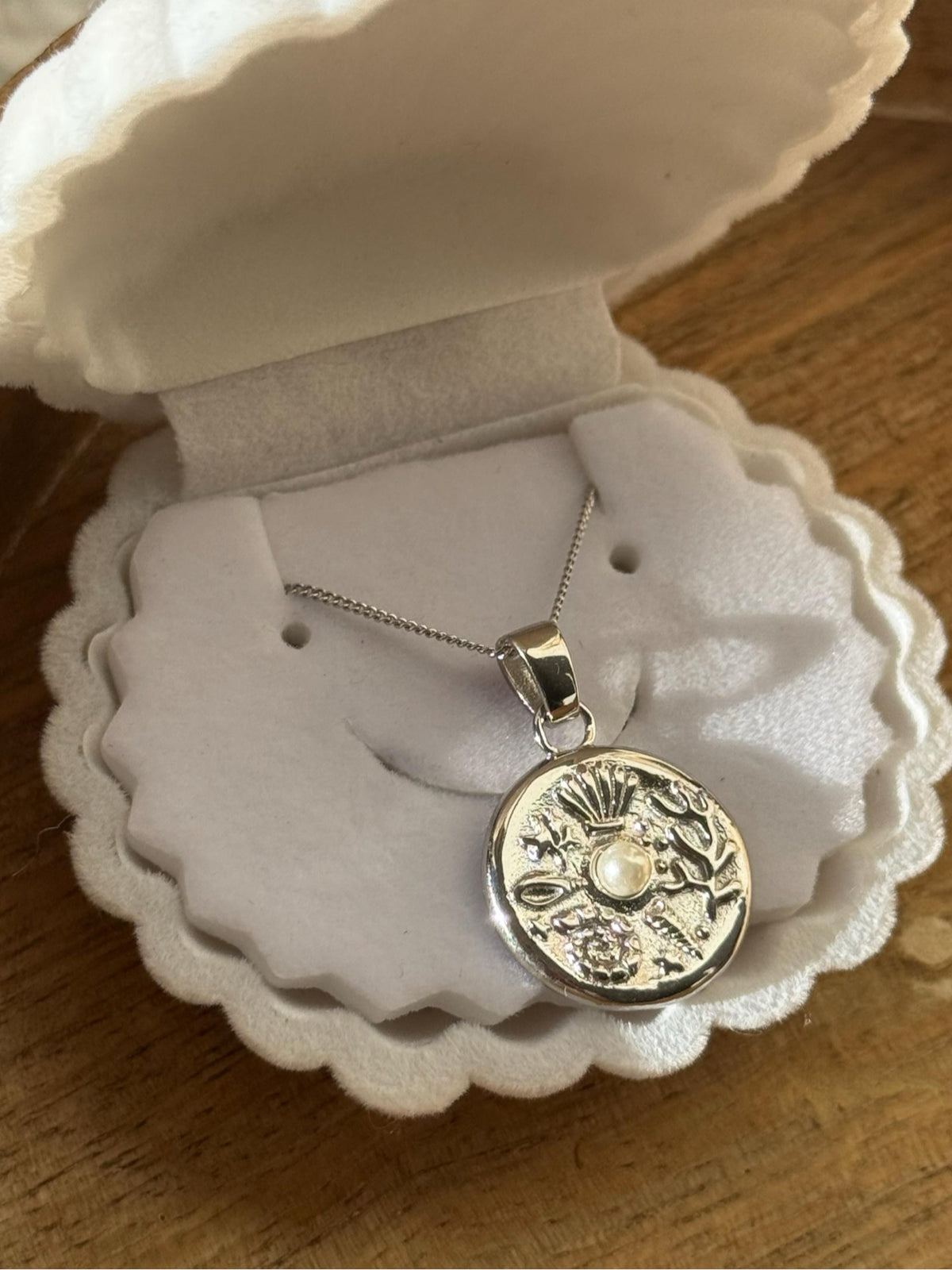 Ocean chaser necklace