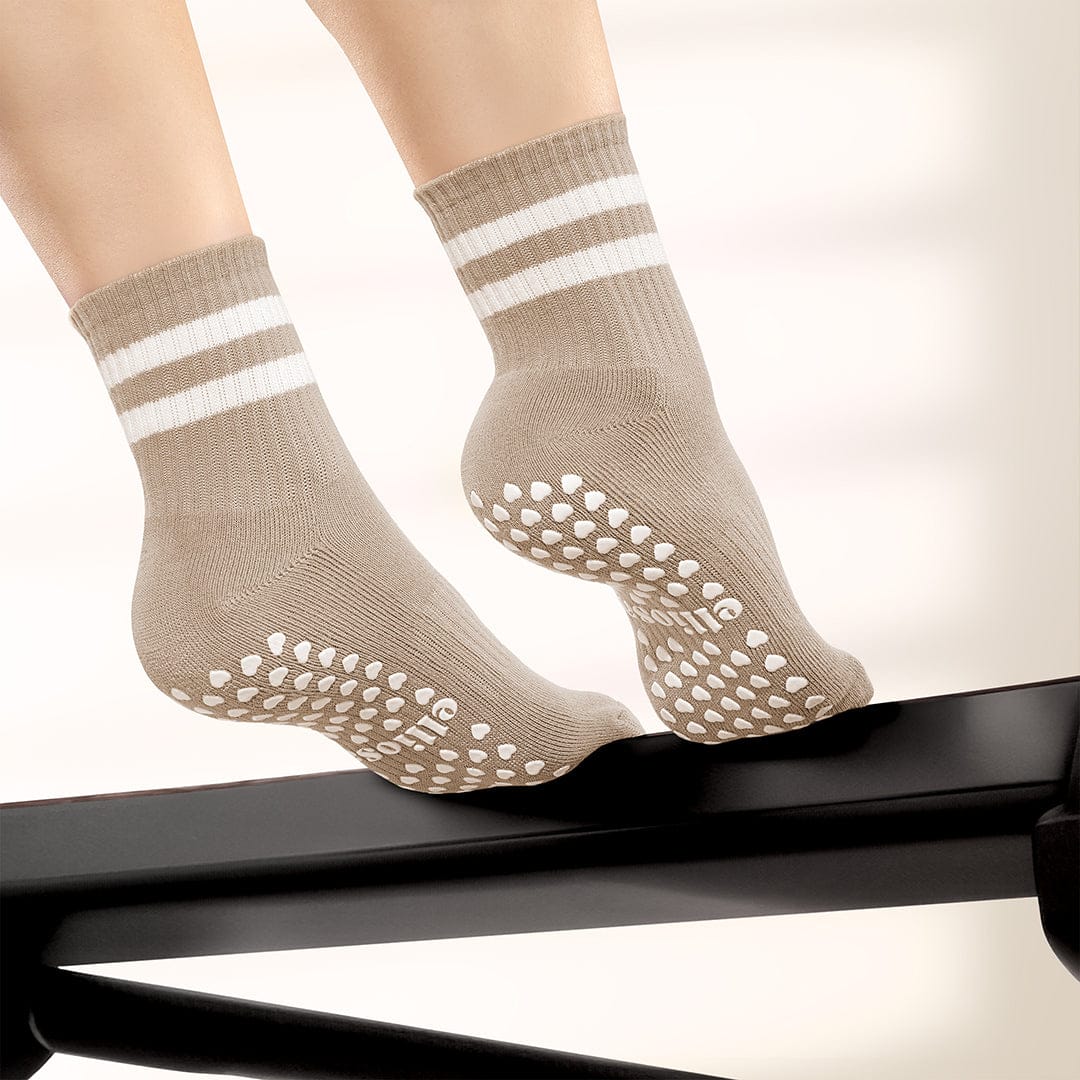 Pilates Dual-Direction Grip Socks - Oat Milk Stripes