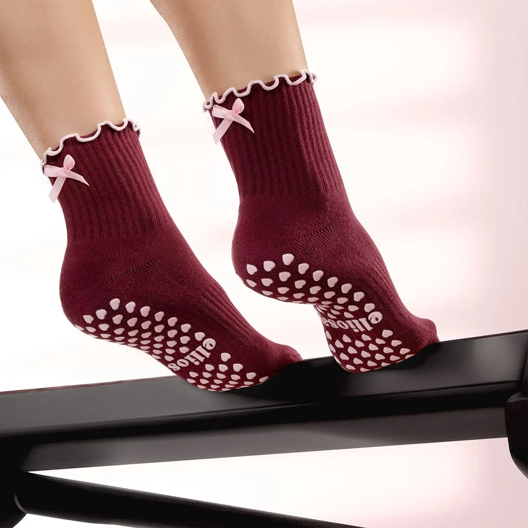 Pilates Grip Socks - Bordeaux Bow