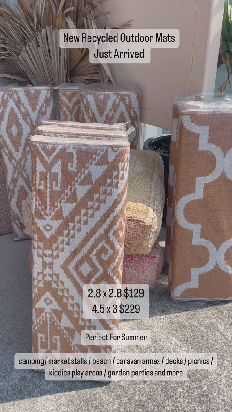 Recycled Outdoor Mat 1 Aztec ~ XLarge - 4.5 x 3 m
