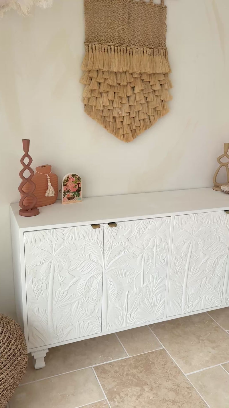 Sideboard large Carved Les Palmas  - Milk White