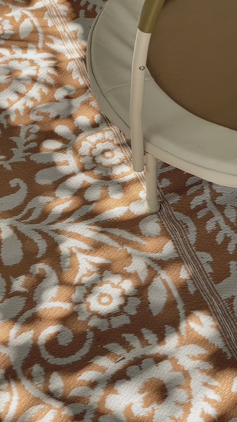 Recycled Outdoor Mat 11 Paisley ~ Large - 2.8 x 2.8 m